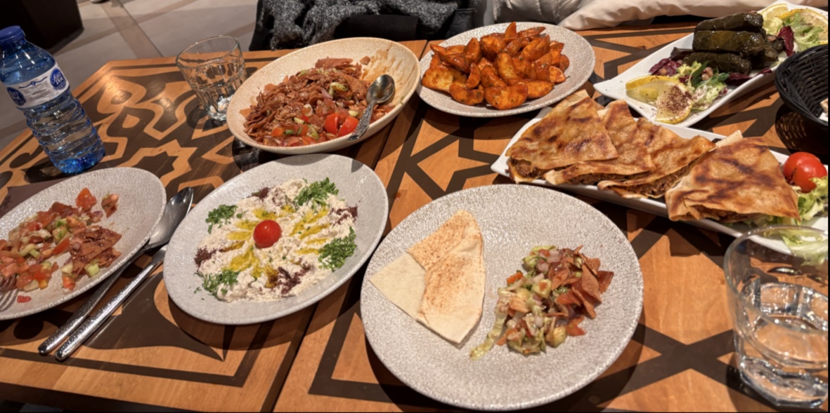 Alrouche Restaurante & Cafe-4